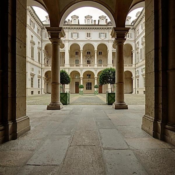 B&B Saluzzo Paesana 1718 Torino Esterno foto