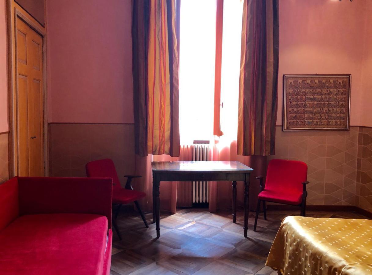 B&B Saluzzo Paesana 1718 Torino Esterno foto